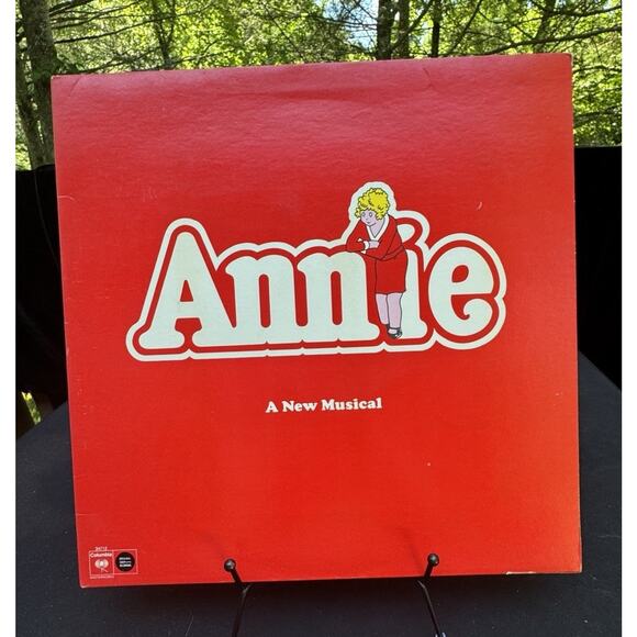 Annie A New Musical by Columbia Records 1977 Vinyl LP Record Album - Picture 1 of 11